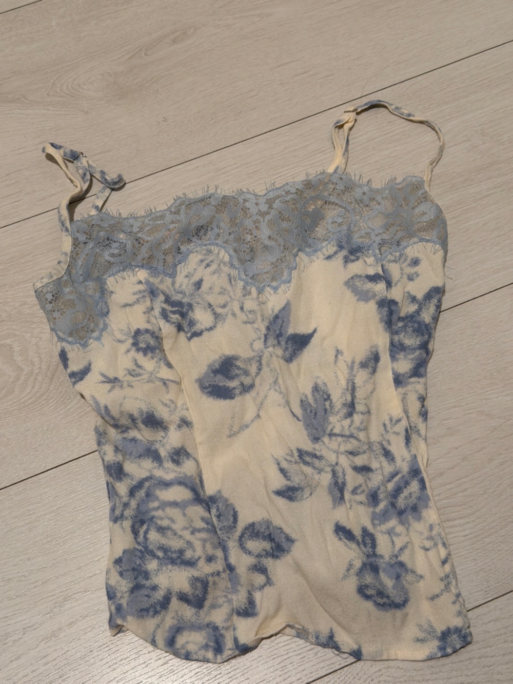 Reformatikn Women’s Floral Lace Trim Slip Camisole - Blue on Cream